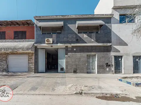 Galpon en Venta en Pompeya, USD 160.000