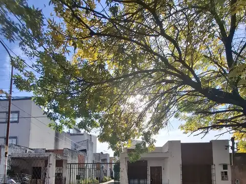 Mármol 2800, Piso pb