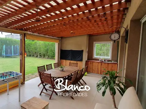 Casa en Alquiler de 4 dormitorios