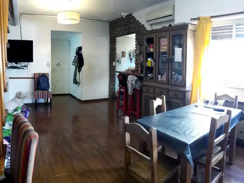 Villarroel 1200, Piso 8