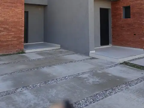 VENTA DUPLEX 2 DORM A ESTRENAR CLAROS DEL BOSQUE