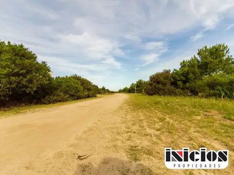 Lote en Punta Medanos. Barrio Cerrado - F58 - B690