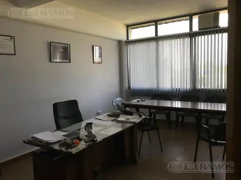 Galpon en Venta en Campana, USD 2.800.000