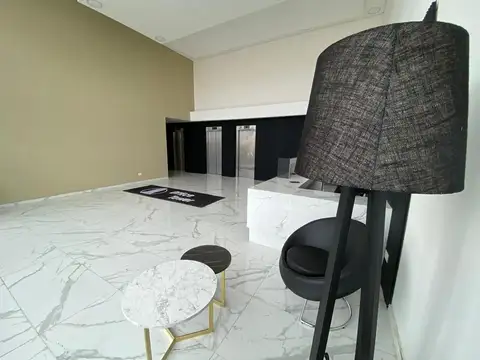 Edificio Office Tower 100