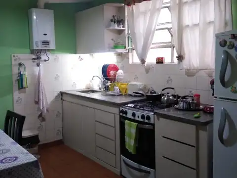 CASA PARA DOS FAMILIAS