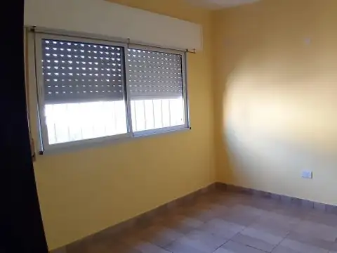 Depto Tipo Casa en Venta 8 años