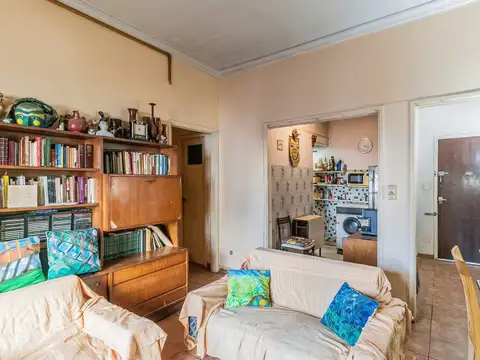 Depto Tipo Casa en Venta 50 años