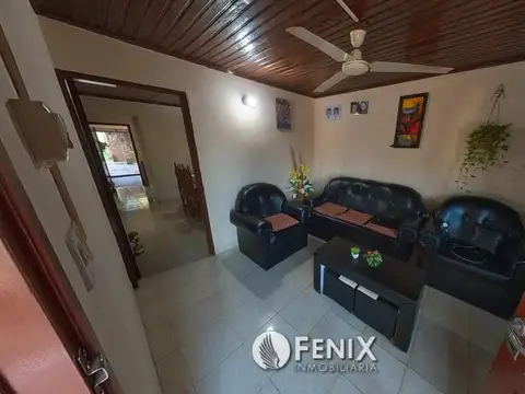 Casa 5 ambientes con 1 baño