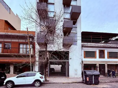 MONOAMBIENTE CFTE CON BALCON - EDIFICIO CON SUM Y PILETA