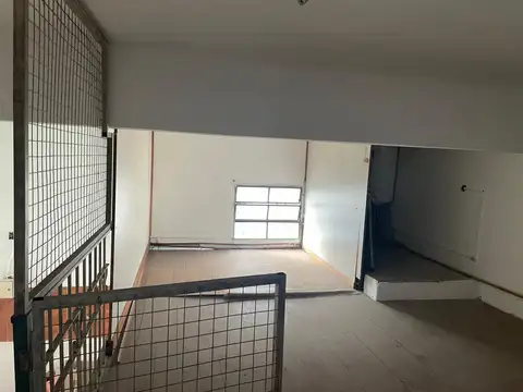 Depto Tipo Casa en Venta al Este