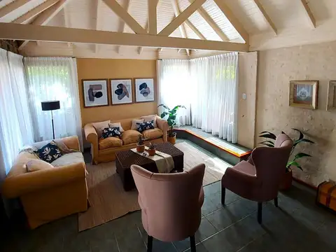 Casa en Venta de 5 dormitorios