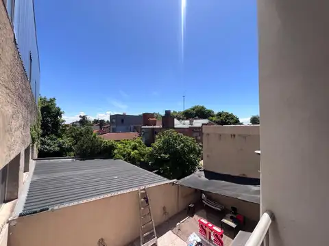 APTO CREDITO Venta PH Tres Ambientes CON Cochera EN Florida Vicente Lopez