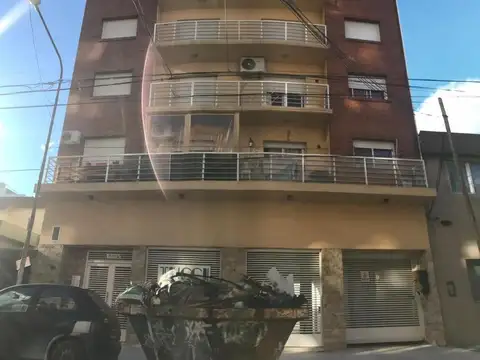 DEPARTAMENTO DE TRES AMBIENTES