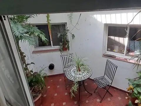 Depto Tipo Casa 4 ambientes con 2 baños