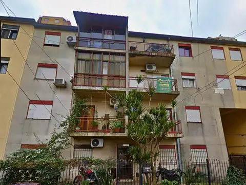 DEPARTAMENTO 4 AMBIENTES c/ BALCÓN Y LAVADERO - SAN MARTÍN