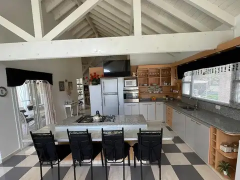 Casa en Alquiler de 6 dormitorios