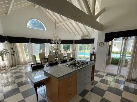 Casa en Alquiler en San Diego Country Club, USD 4.000