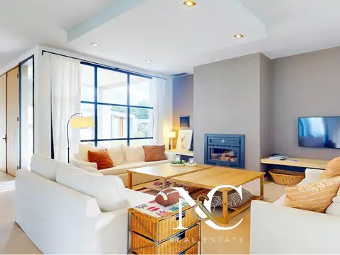 Casa 4 ambientes con 2 baños