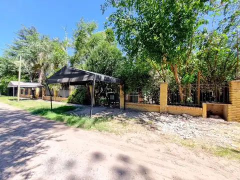 Los caballeros 1900, Piso 0