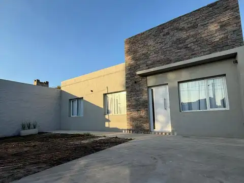 Casa en Venta con 1 cochera