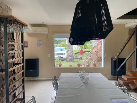 Casa en Alquiler Temporal con 1 cochera