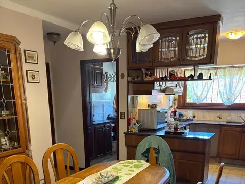 Avenida Carlos Tejedor 800