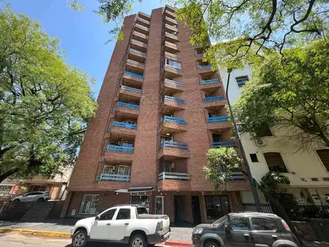 Boulevard Marcelo T. de Alvear 600