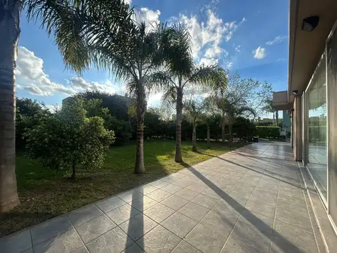 VENTA CASA 4 AMB BARRIO CERRADO PILAR AMENITIES