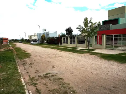 Terreno en Venta 20  mts Frente