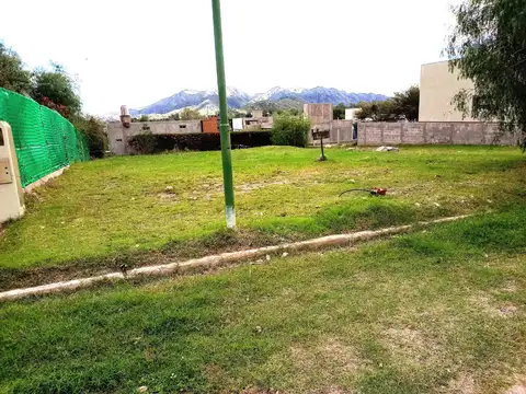 Excelente  lote altos de los Puquios