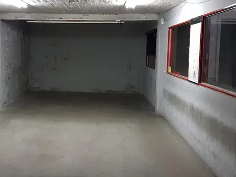 VENTA, 2 GALPONES EN MUY BUENA ZONA DE V. BALLESTER