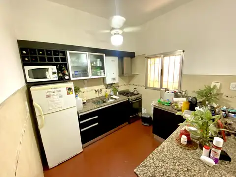 Depto Tipo Casa 5 ambientes con 2 baños