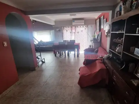 Local en Venta en Gonzalez Catan, USD 270.000