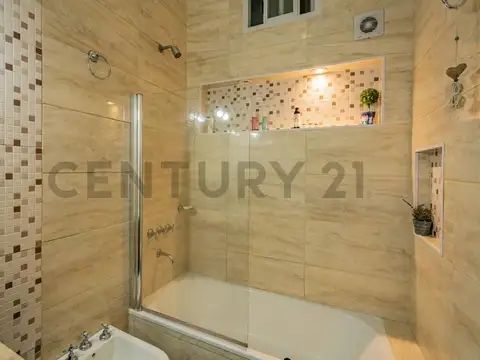 PH 4 Ambientes con Terraza, Parrilla y sin Expensas – Apto crédito