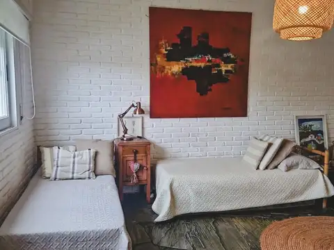 Casa en Alquiler con 1 cochera