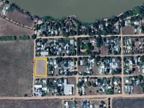 Terreno en Venta 30  mts Fondo