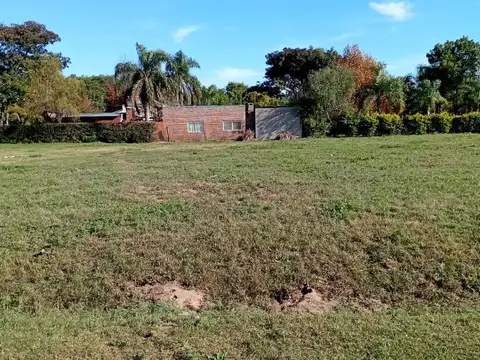 8 LOTES CON ESCRITURAS BARRIO LA ALBORADA CAYASTA USD 10.000 CADA UNO