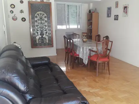 Departamento en Venta en Flores, USD 175.000