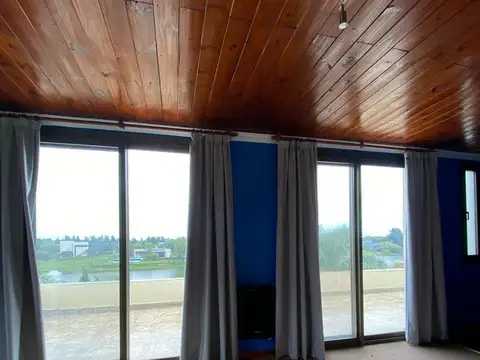 Casa en Venta en El Cazal, USD 269.000