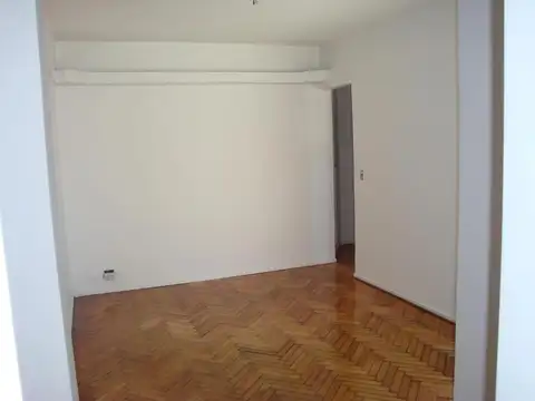 Departamento en Alquiler en Balvanera, $ 550.000