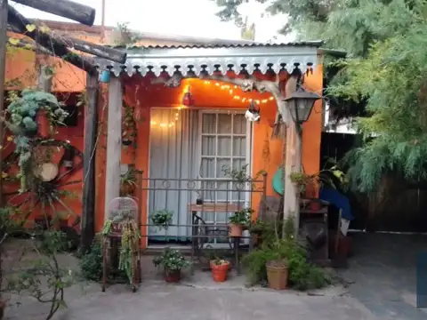 9 de febrero 650 Llavallol PBA , Piso No definido