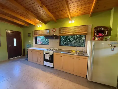 Casa 4 ambientes con 3 baños