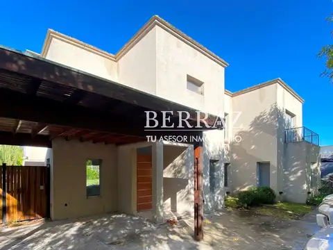 Casa venta 5 ambientes en Santa Catalina Villanueva lote de 1003 m2