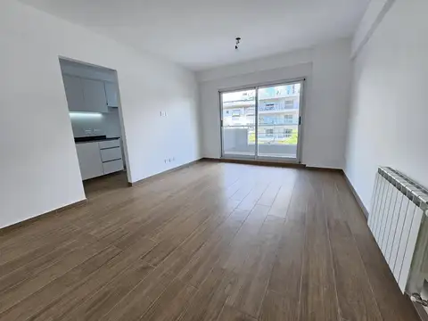 Av. Ricardo Balbin 3761 2° A