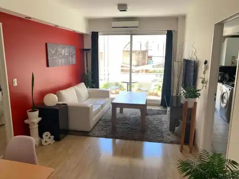VENTA DE DOS AMB EN ALMAGRO CON BALCON Y COCHERA Y 2 BAÑOS!