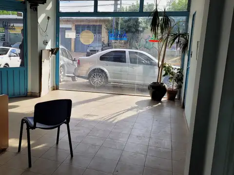 Local en Alquiler en Munro, $ 0