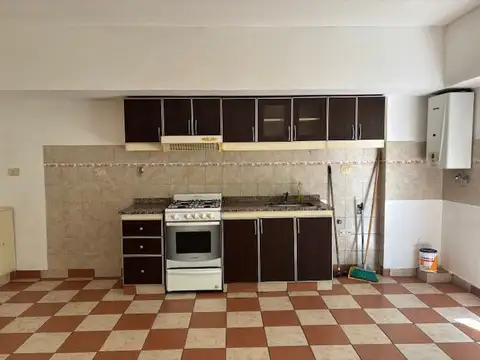 M Leguizamon 1600, Piso 3