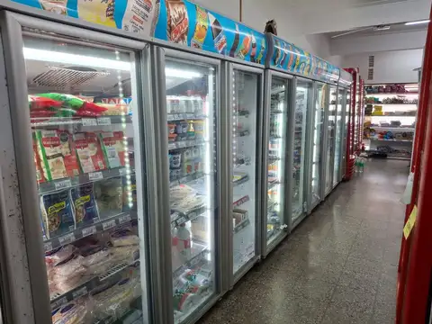 Local en Venta 51 años