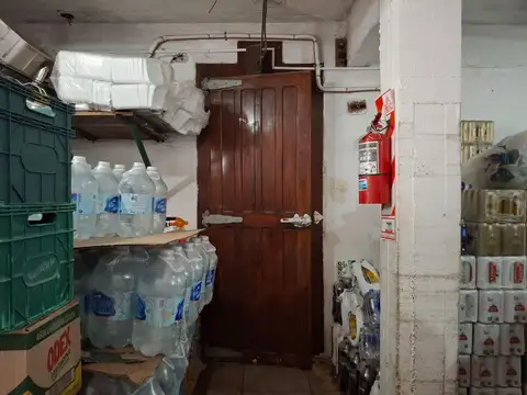 Local en Venta 51 años