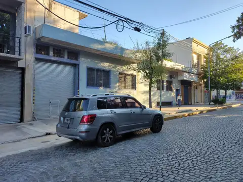 Galpón en Barracas de 830 m2 en dos plantas
